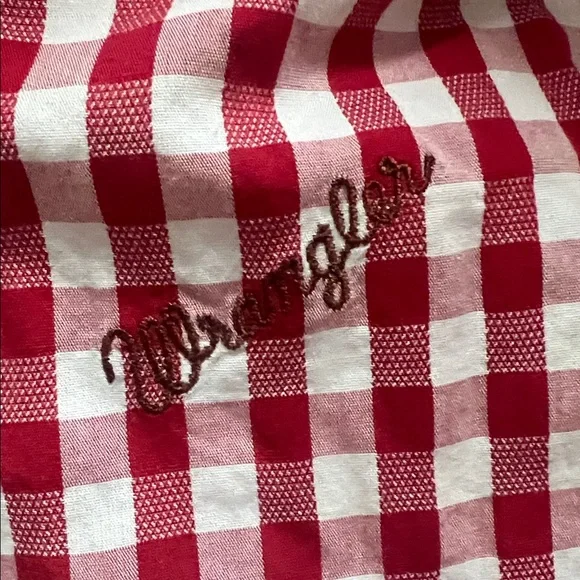 NWT -WRANGLER VINTAGE Red and White Checkered Western Women's Top - Picture 2 of 8